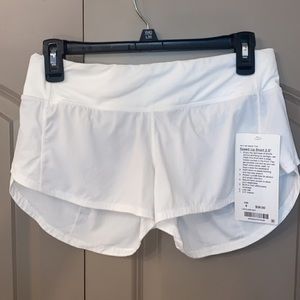 NEVER WORN LuluLemon Speed Up Short 2.5”